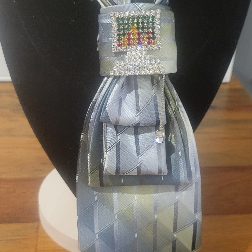 All Tied Up: Fashionable Ties - image 1